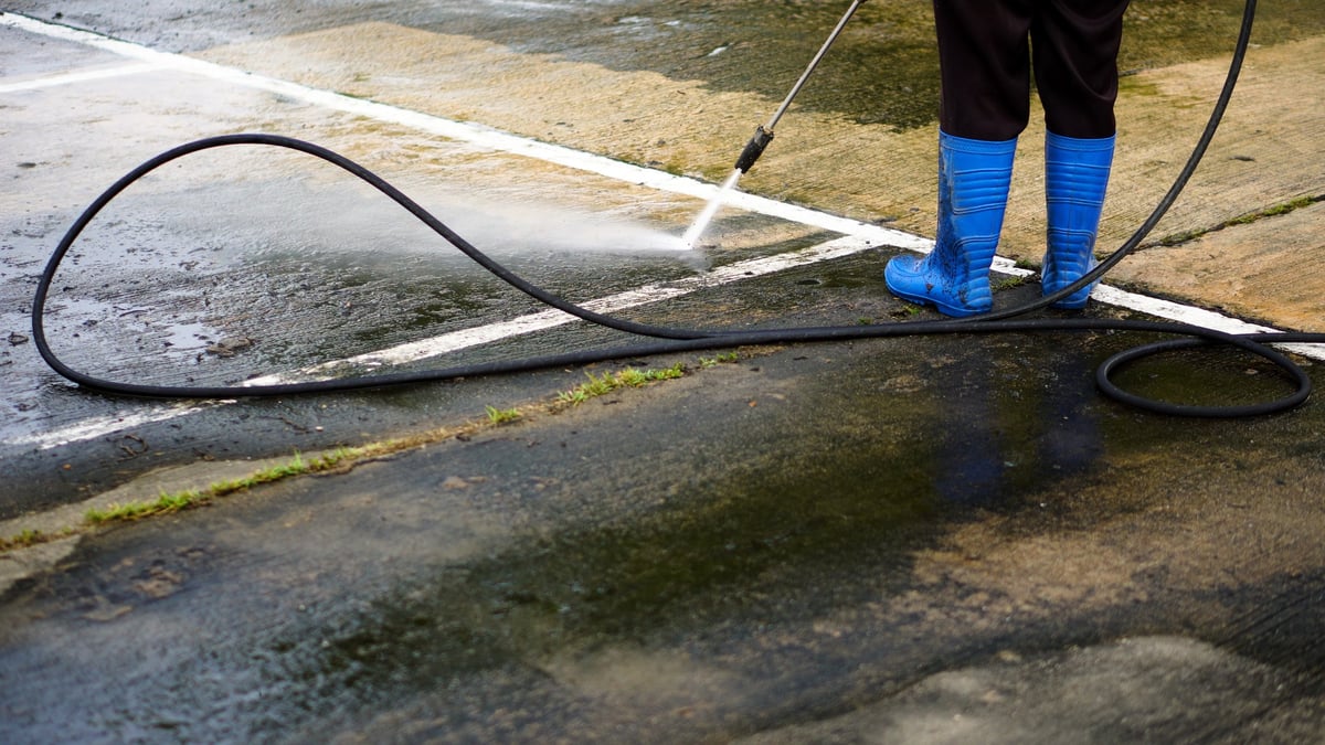 Homepoint Property Group crew pressure washing a commercial property in Dothan, AL